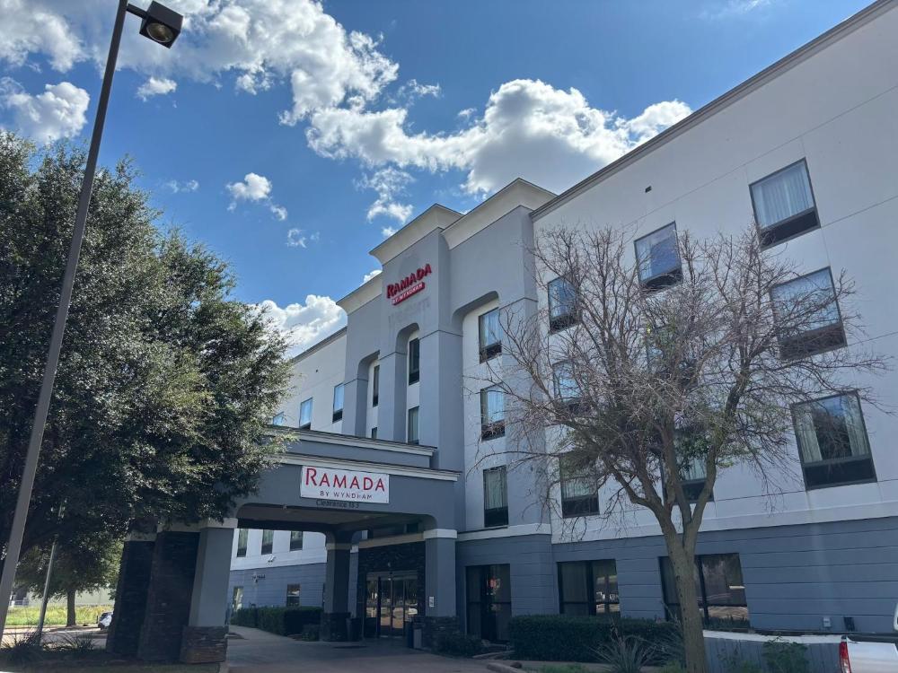 Ramada by Wyndham Burkburnett - Wichita Falls